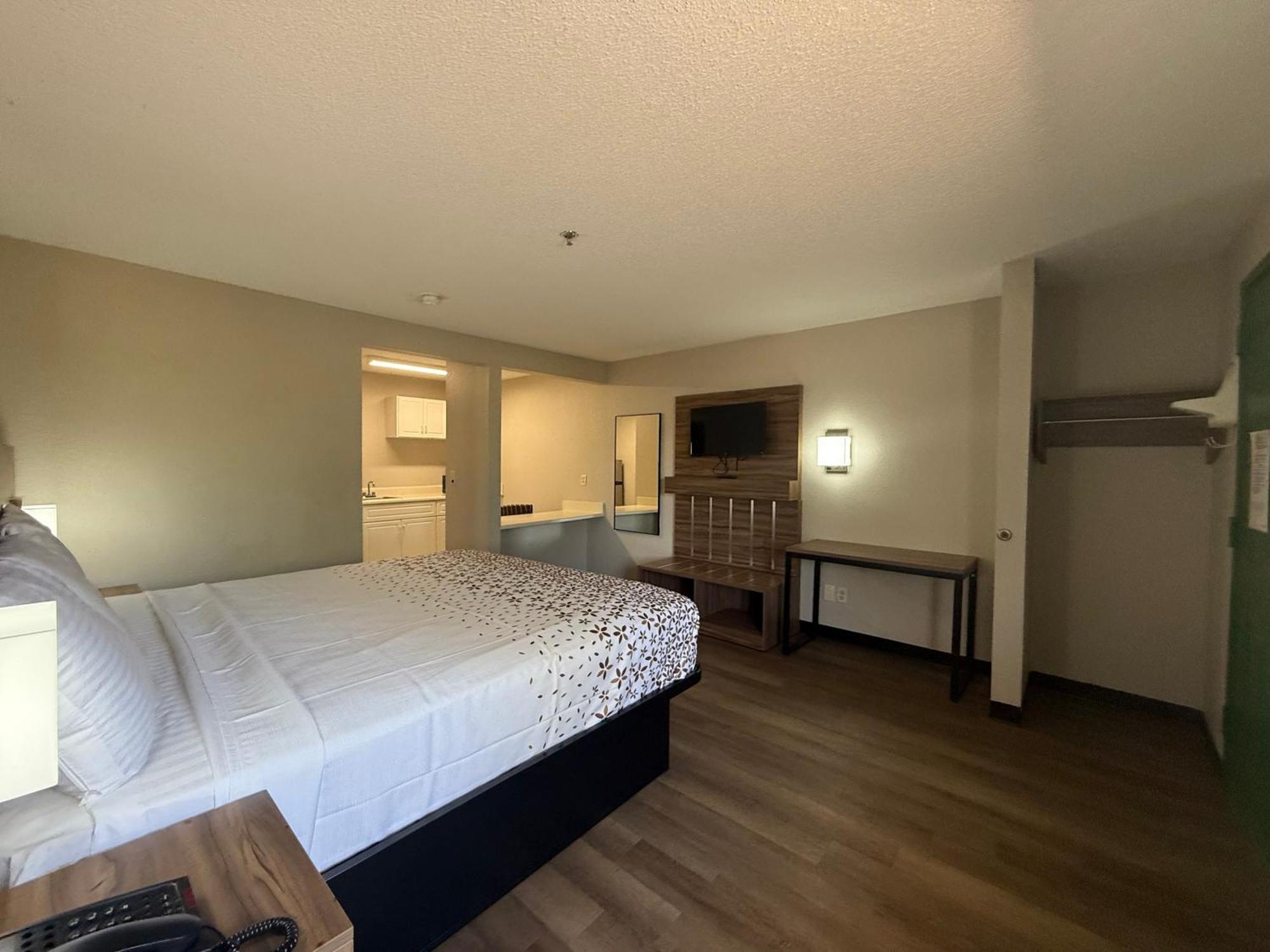 Country Hearth & Hostel Augusta